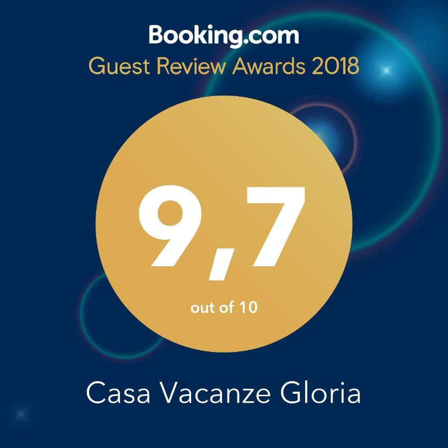 Casa Vacanze Gloria 卡斯泰拉马莱 外观 照片